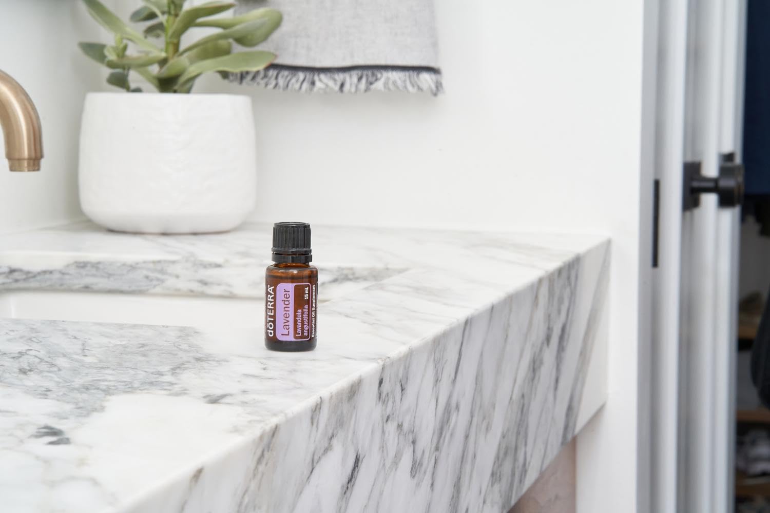 DoTERRA Lavender Essential Oil | Calming Aromatherapy

