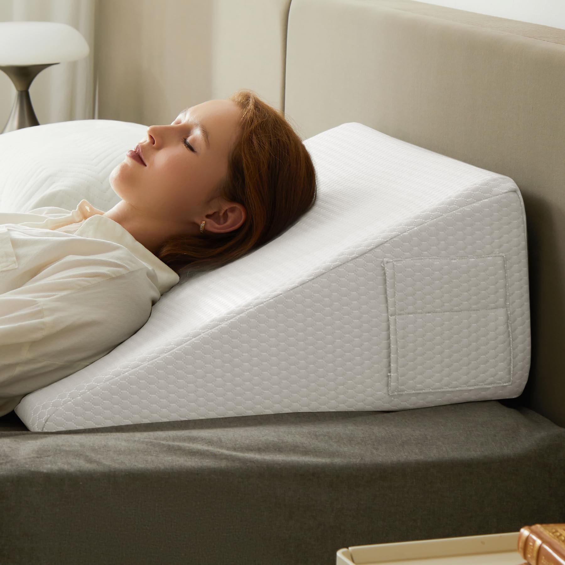 Bedluxe Wedge Pillow for Reflux Relief and Comfort