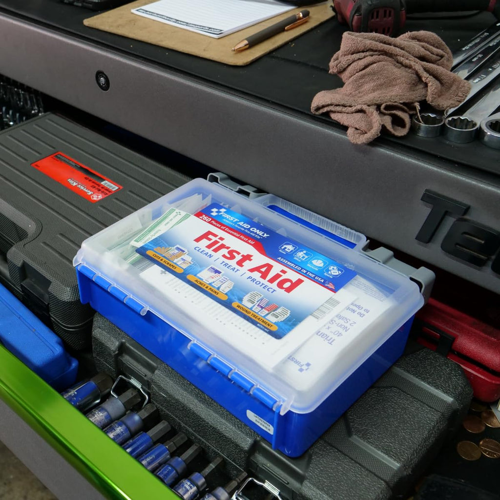 First Aid Only OSHA-Compliant First Aid Kit | Portable Case

