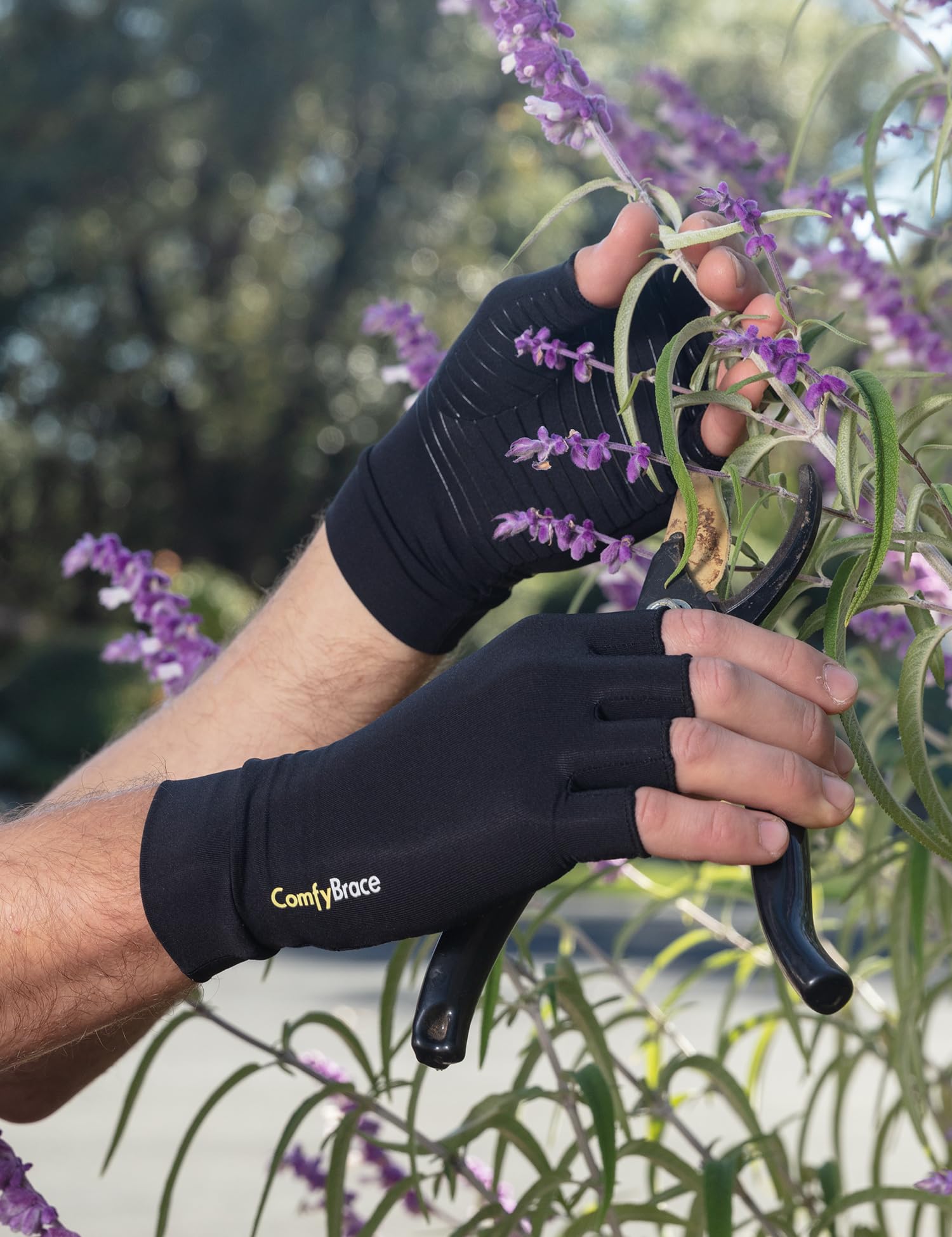ComfyBrace Copper-Infused Compression Arthritis Gloves

