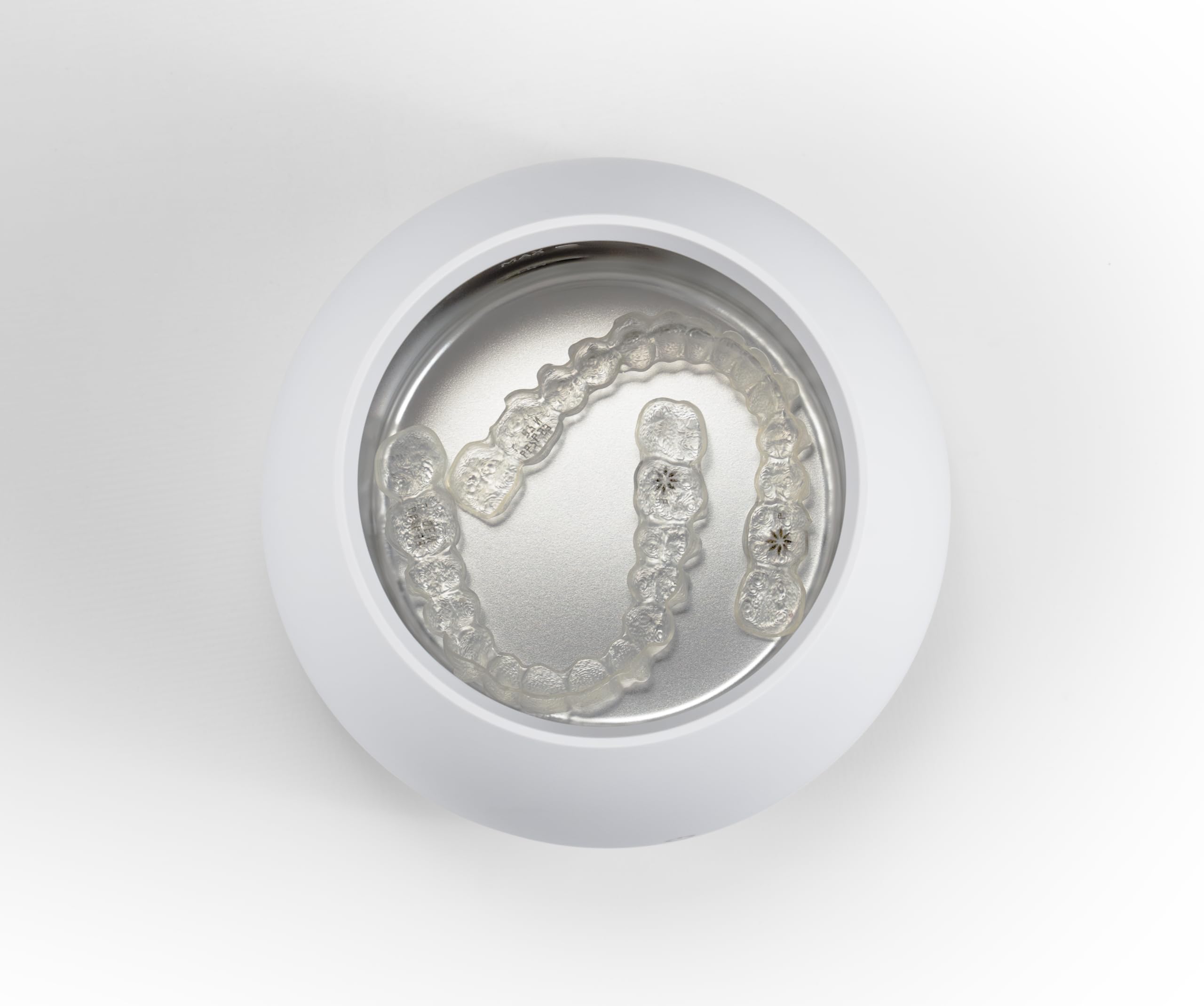 Invisalign Ultrasonic Cleaner for Aligners | Zima Dental

