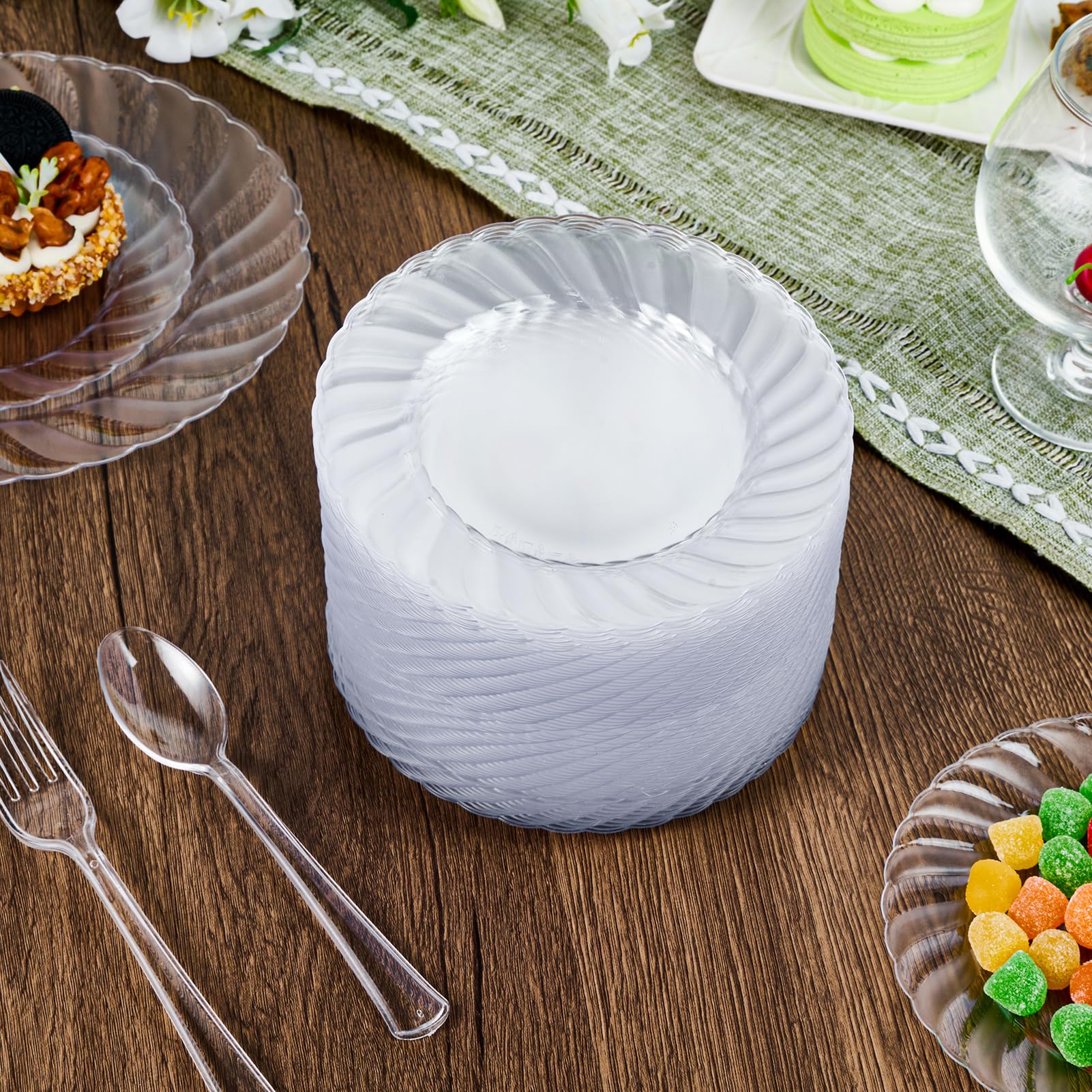 FOCUSLINE Clear Plastic Plates - Disposable Heavy-Duty

