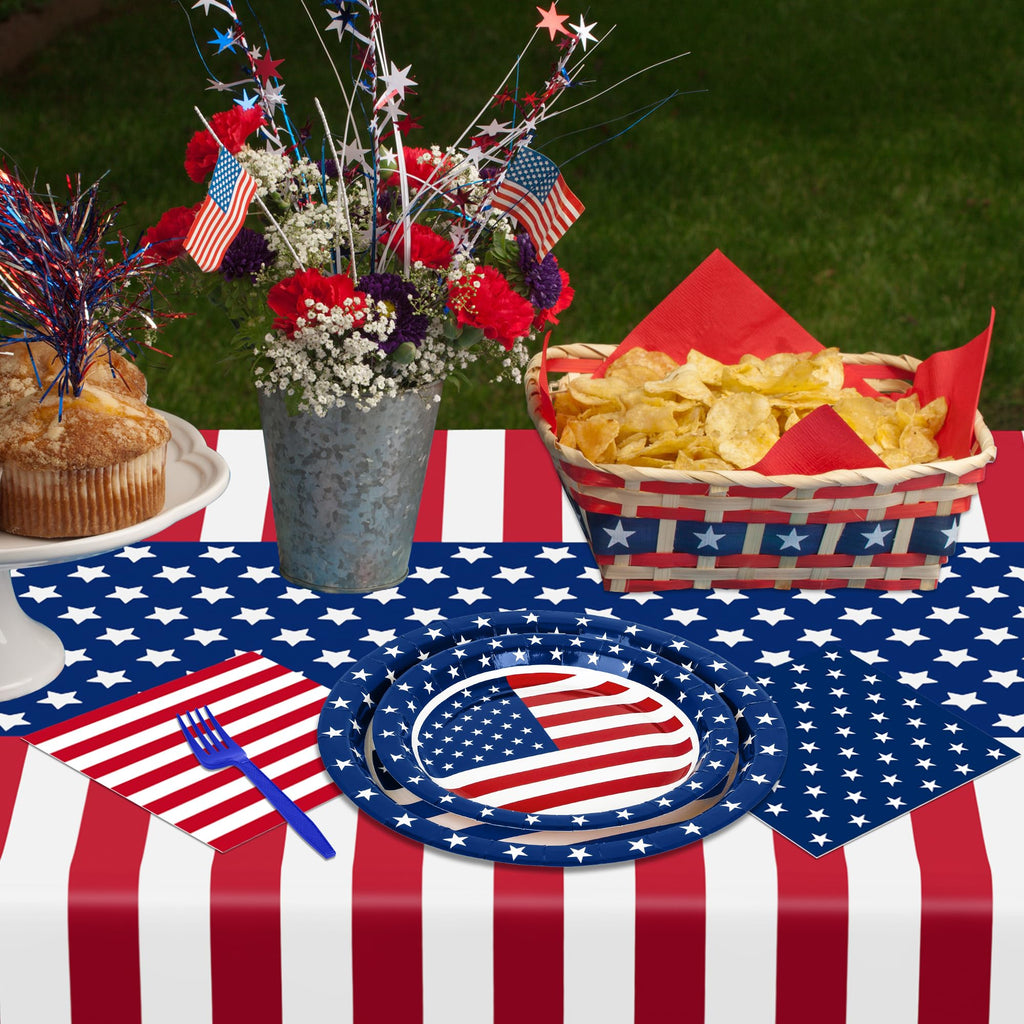 Patriotic Disposable Dinnerware Set by QZYL

