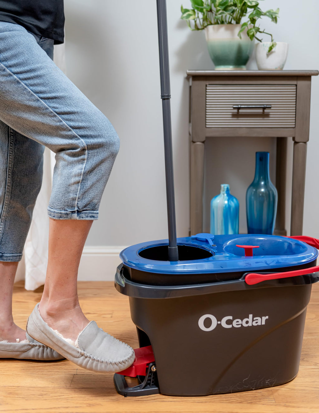 O-Cedar RinseClean Spin Mop & Bucket System | Clean Water Floors

