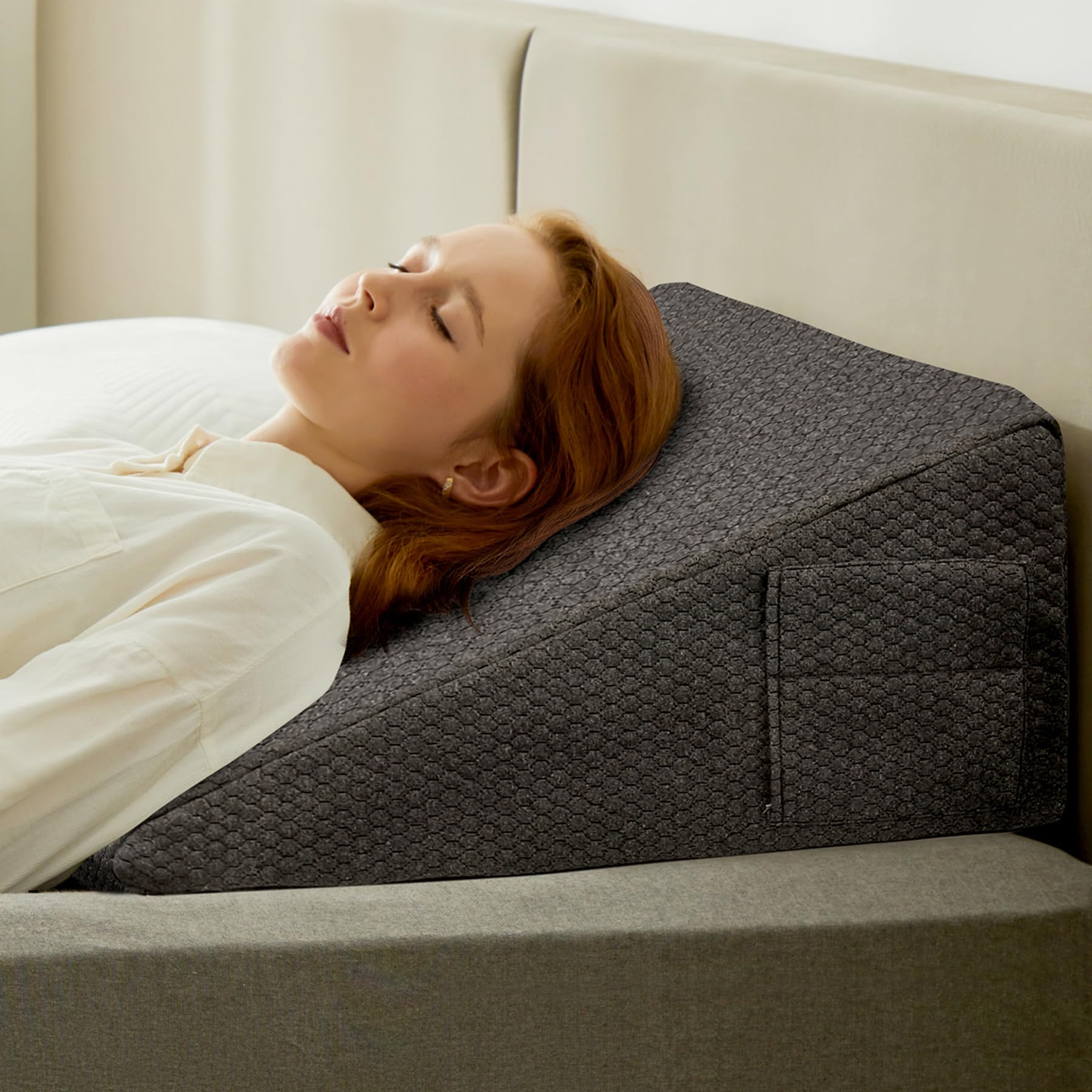 Bedluxe Wedge Pillow for Reflux Relief and Comfort