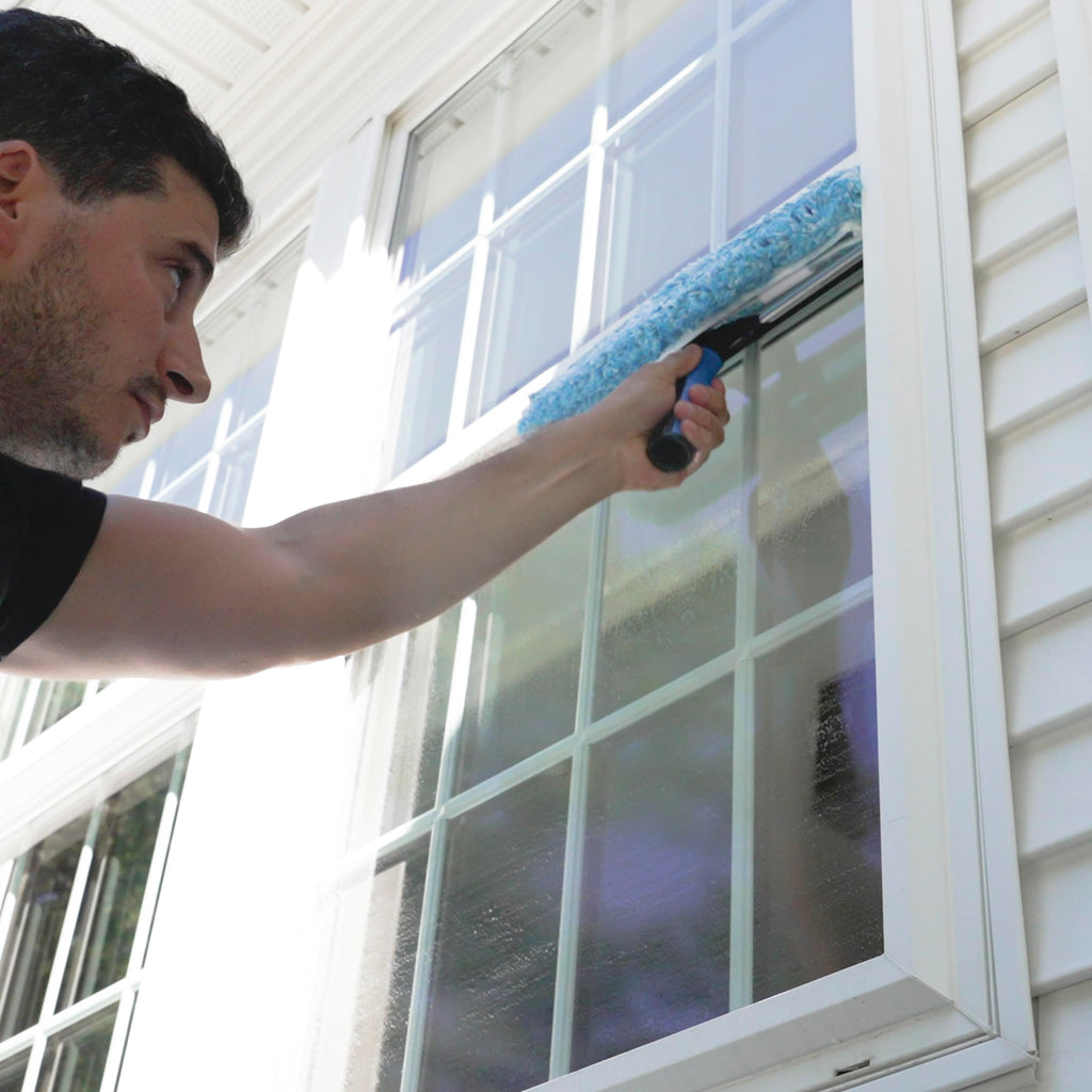 Unger 2-in-1 Window Cleaning Tool – Squeegee & Scrubber

